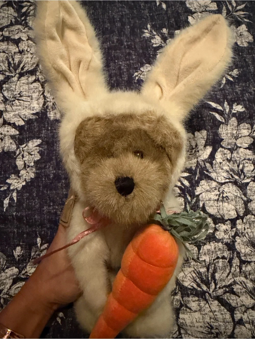 Boyds Bears Cream Plush Bunny Holding Bright Orange Carrot